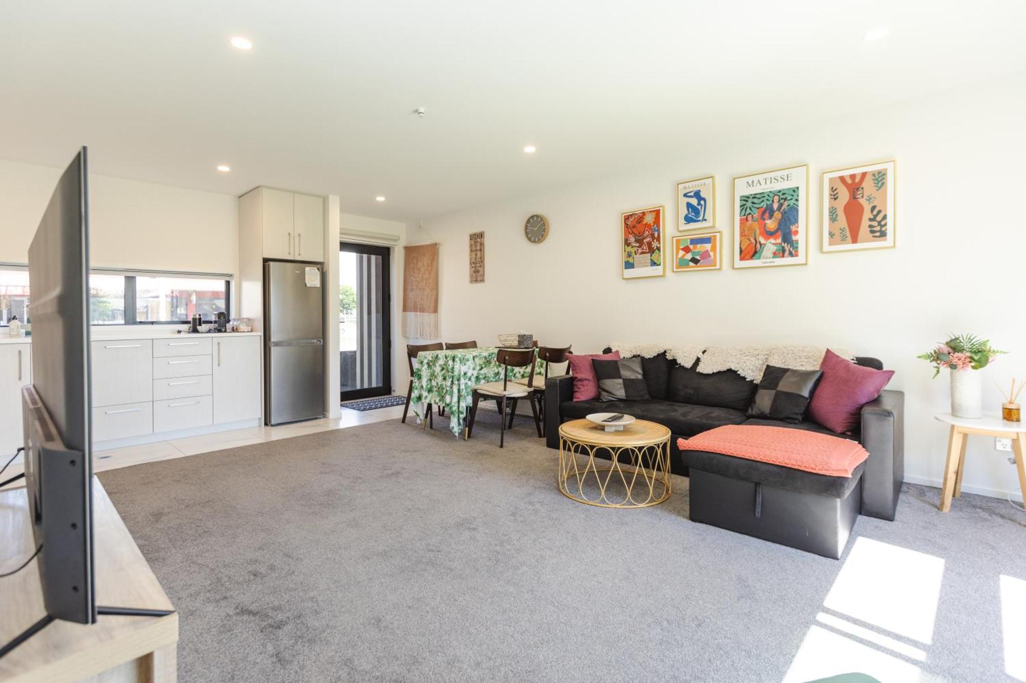 Modern 2 Bedroom By Hagley Park Christchurch Exterior photo